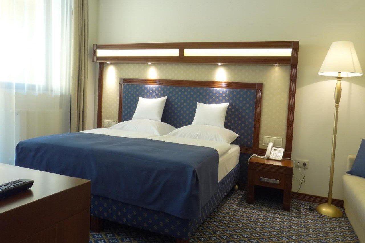 Centrum Hotel Debrecen Bagian luar foto
